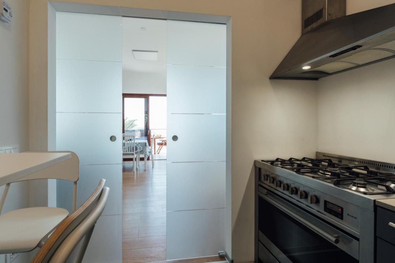 Appartamento In Villa Con Accesso Al Mare, Vista Mozzafiato Palermo Exterior photo